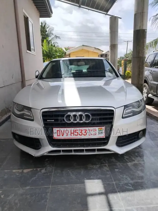 Audi A4 2.0T Avant Premium Quattro 2010 Silver · Photo 1