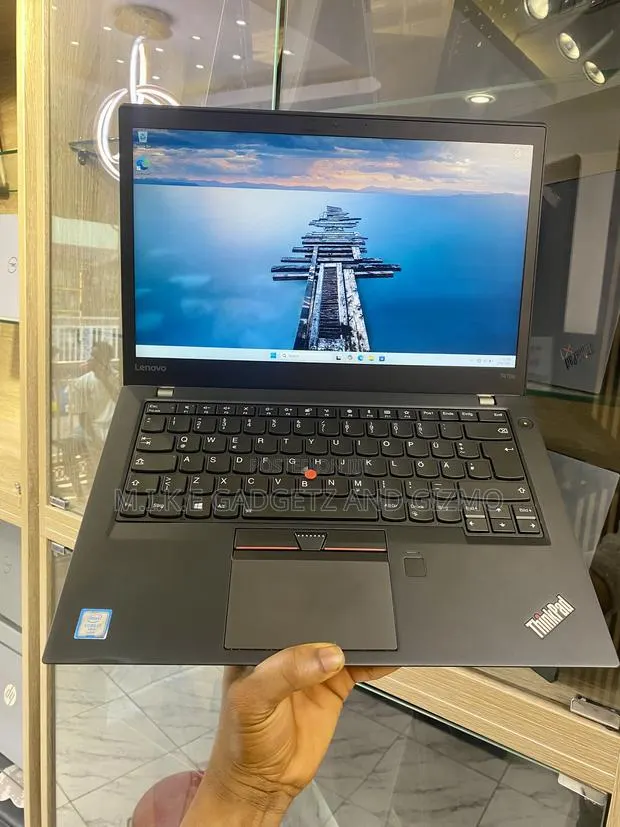 Laptop Lenovo ThinkPad T470s 20GB Intel Core i7 SSD 512GB · Photo 1