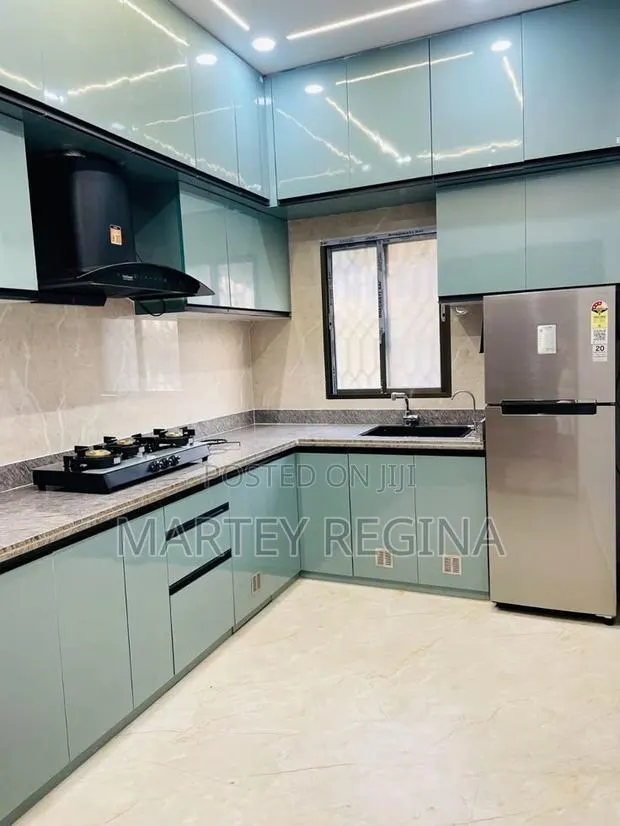 Luxurious Kitchen Cabinets