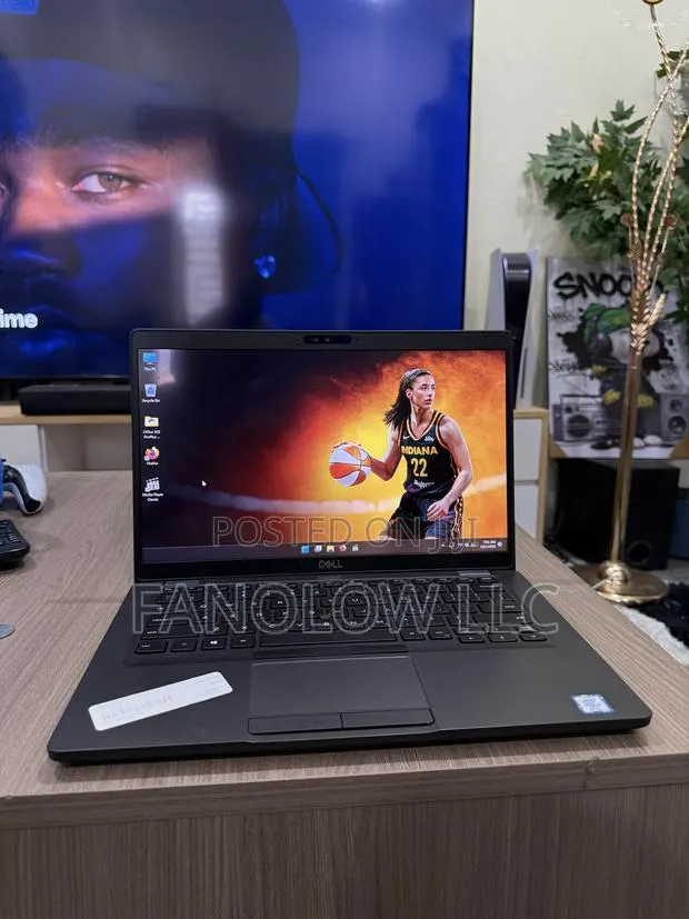 New Laptop Dell Latitude 5400 8GB Intel Core i5 SSD 256GB · Photo 1