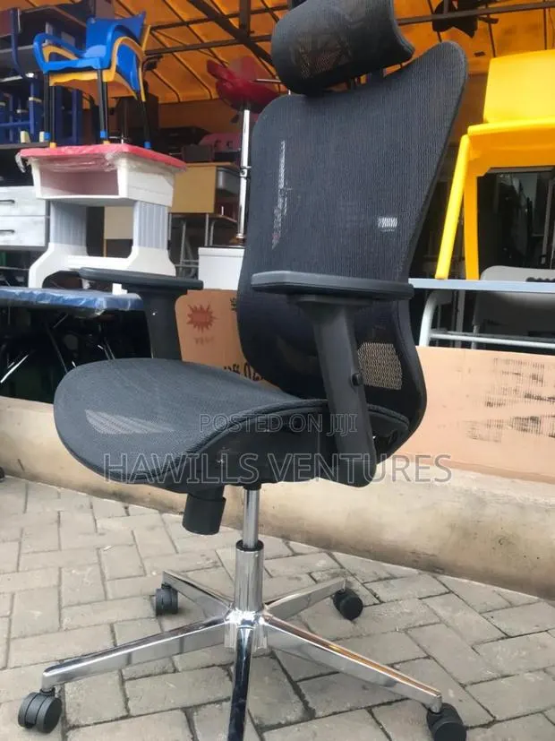 Office Mesh Chair · Photo 1