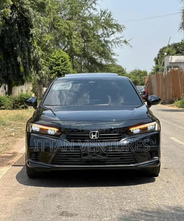 Honda Civic Sport CVT 2024 Black · Photo 1