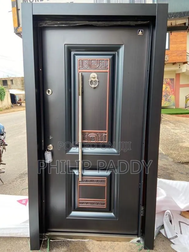 Heavy Security Door · Photo 1