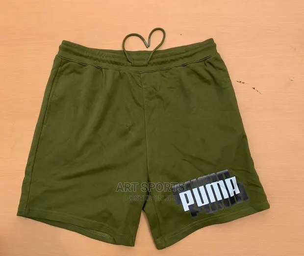 Puma Shorts · Photo 1