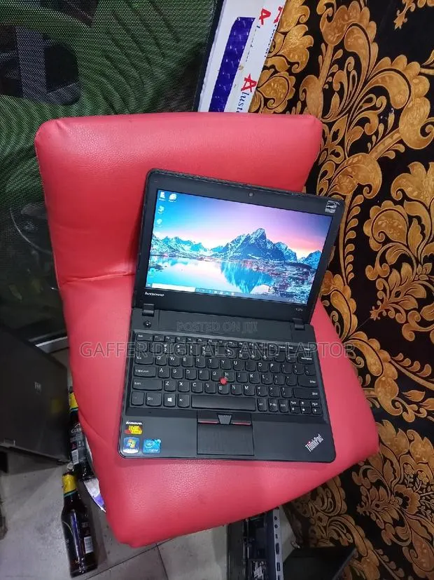 New Laptop Lenovo ThinkPad T440p 2GB Intel Core 2 Duo HDD 320GB · Photo 1
