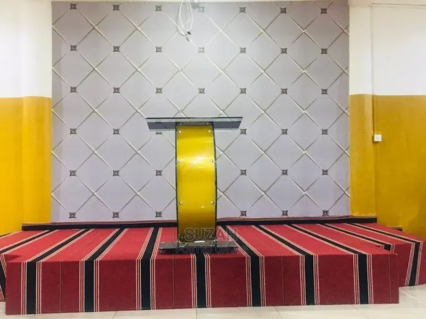 Woolen Carpet · Photo 1