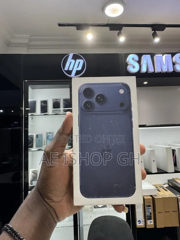 New Apple iPhone 17 Pro Max 1 TB Blue