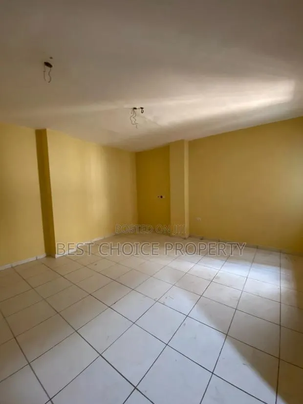 2bdrm Apartment in Adenta Housing Down for rent · Photo 1