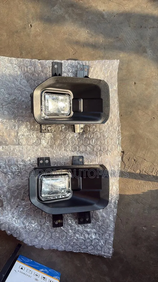 Ford F150 Foglight and Cover 2015 2016 2017 2018 · Photo 1