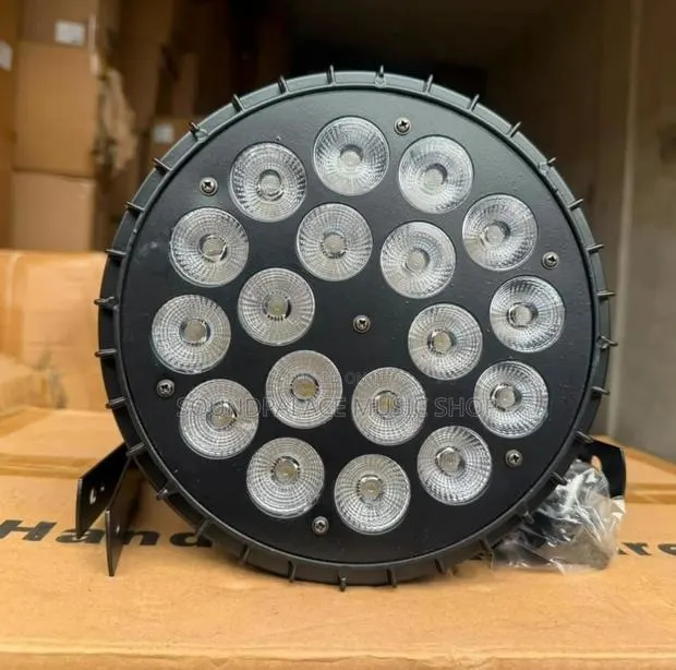 18-Led Flat PAR Stage Light · Photo 1