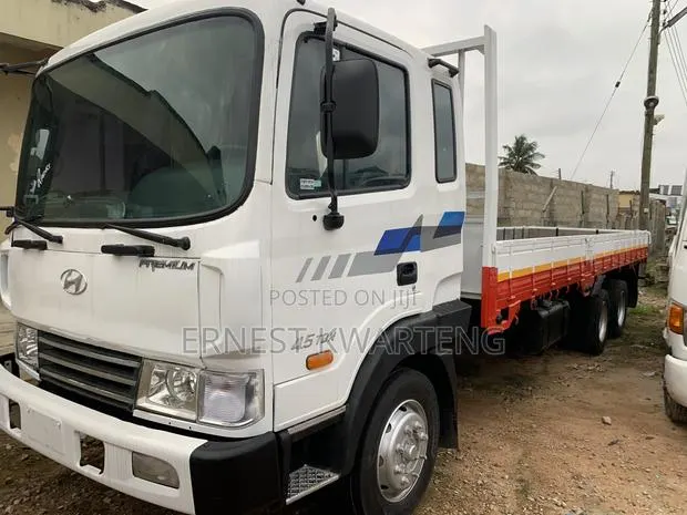 Hyundai 5 Tonnes Premium Double Axle · Photo 1