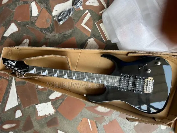 Ibanez Lead Guitar · Photo 1