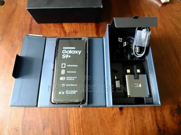 New Samsung Galaxy S9 Plus 128 GB Black · Photo 2