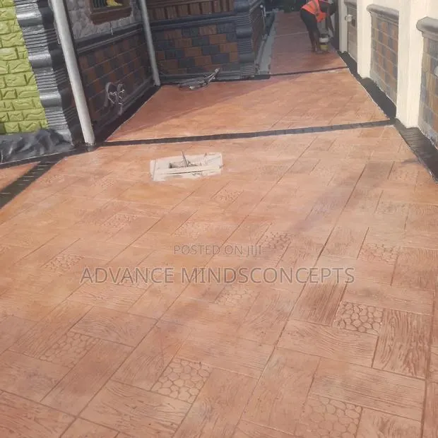 Professional Concrete Finisher's · Photo 1
