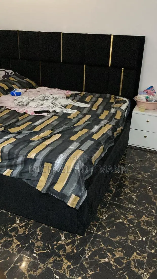 Strong Bed Frame and Mattress · Photo 1