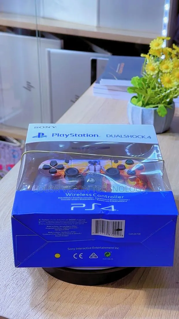 Playstation 4 Controller · Photo 1