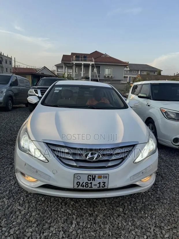 Hyundai Sonata 2013 White