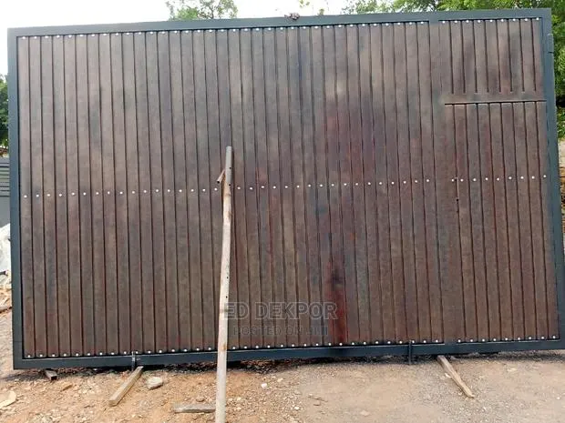 Wd Metal Wooding Gate · Photo 1