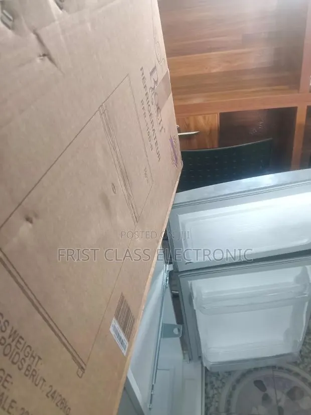 Roch Fridge Fresh Comfort Daily Fridge Modern Class · Photo 1