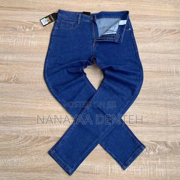 Deep Blue Jeans · Photo 1