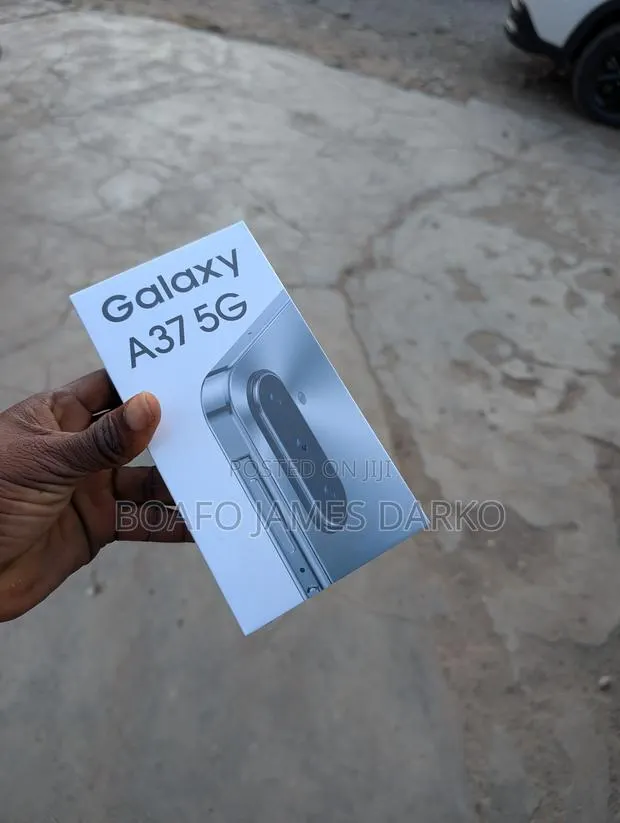 New Samsung Galaxy A37 256 GB Black · Photo 1