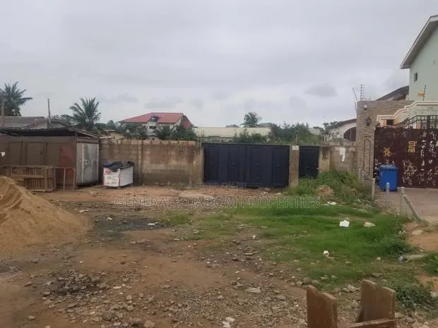 Title Registered 2plot · Photo 1