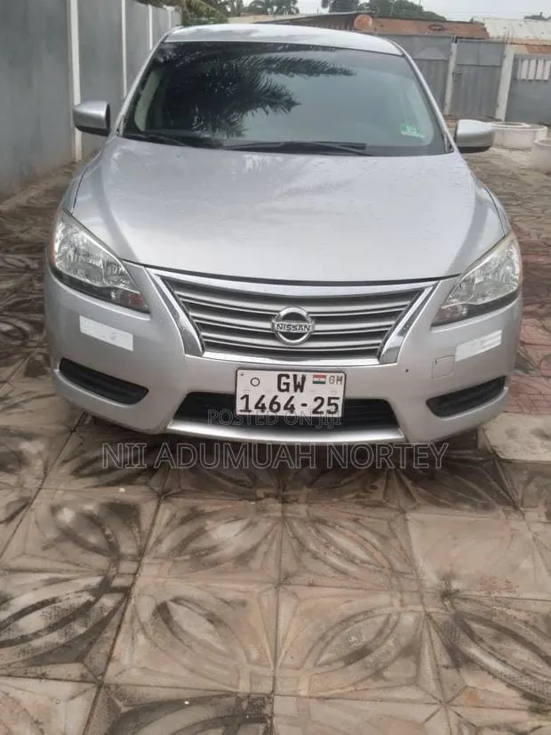 Nissan Sentra 2016 Silver · Photo 1