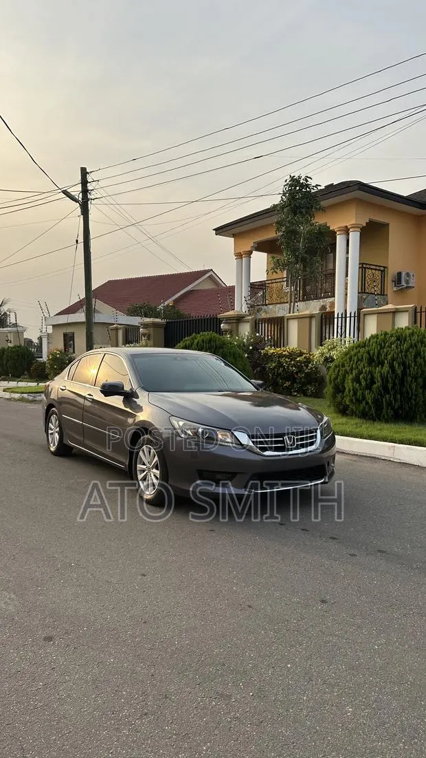 Honda Accord 2015 Gray · Photo 1
