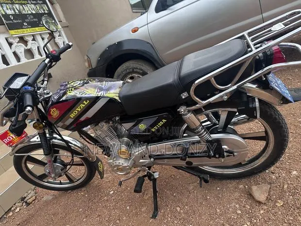 Royal RY125 2026 Black · Photo 1