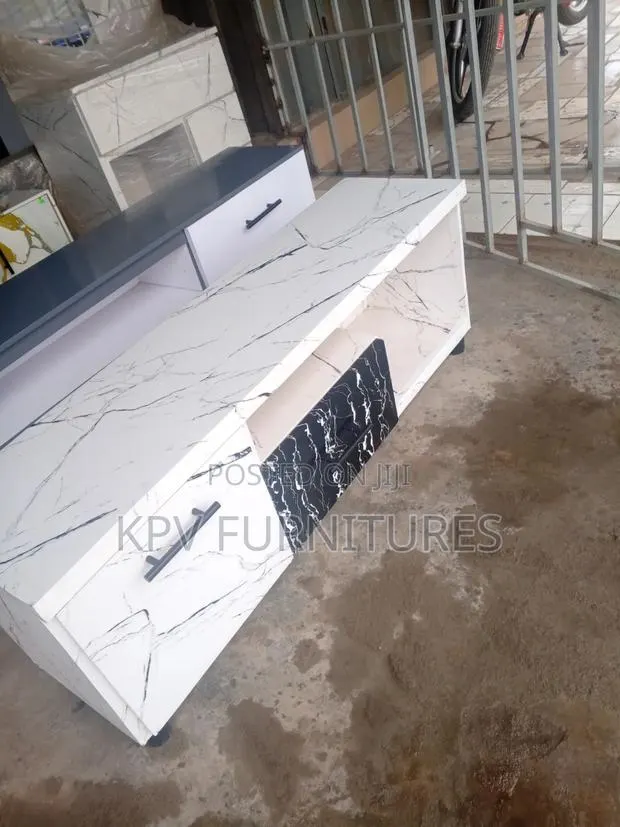 4ft TV Stand · Photo 1