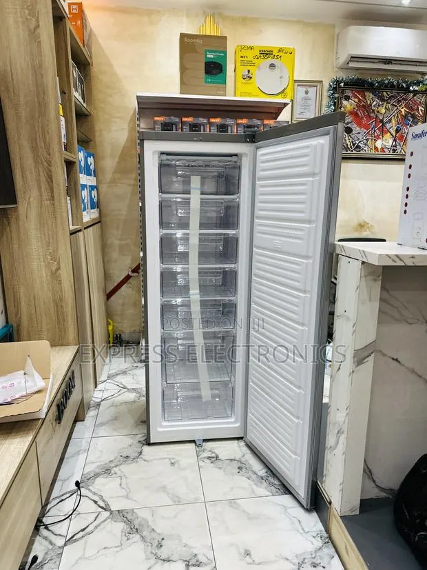 Available Now at Store Upright Freezer Pearl Puf-370-1a · Photo 1