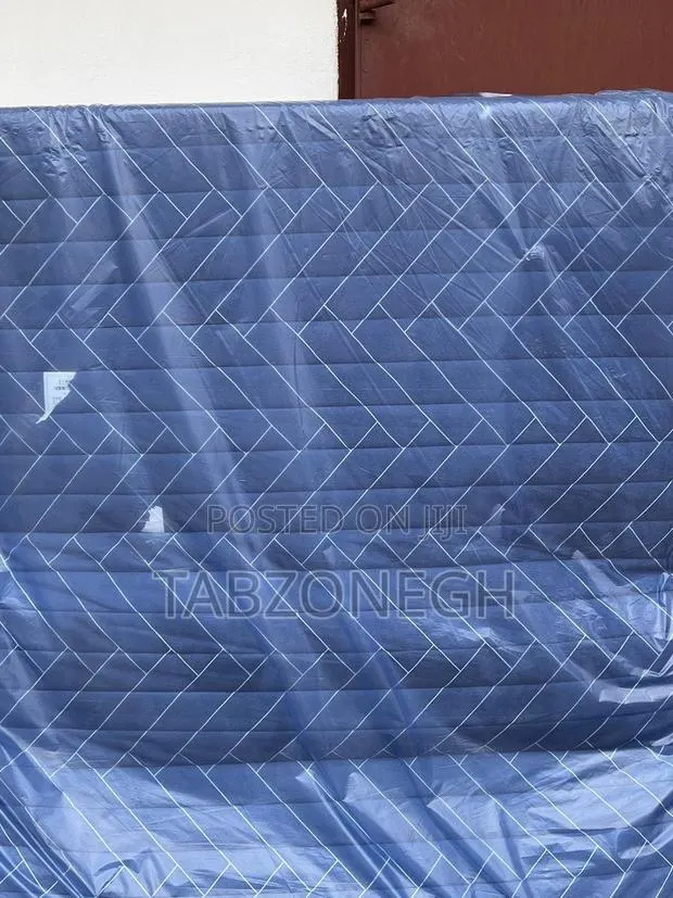 12 Inches Double Mattress · Photo 1