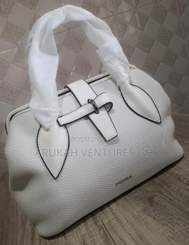 Ladies Hand Bag ( Pedra) · Photo 1