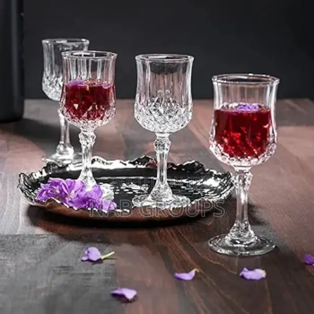 Crystal Wine Glass · Photo 1