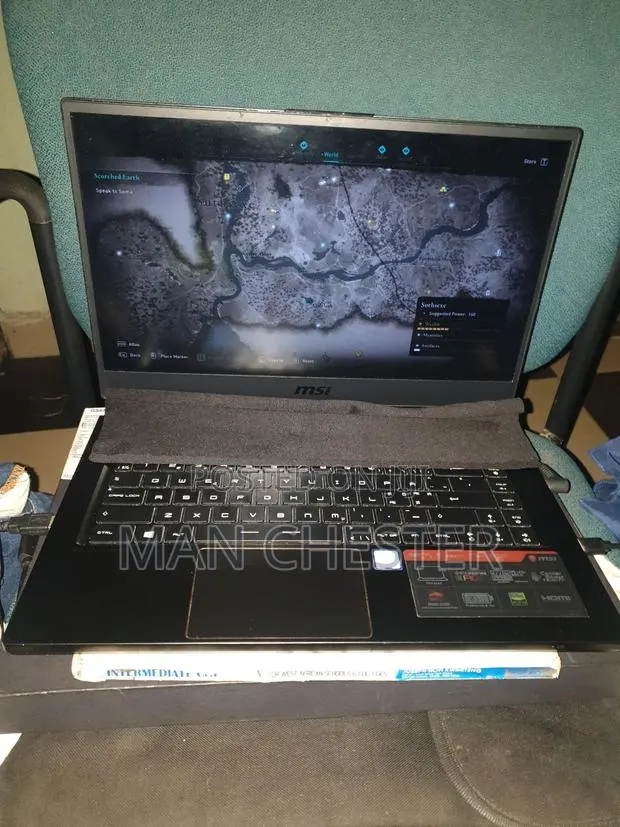 Laptop MSI GS65 Stealth Thin 8RE 16GB Intel Core i7 SSD 128GB · Photo 1