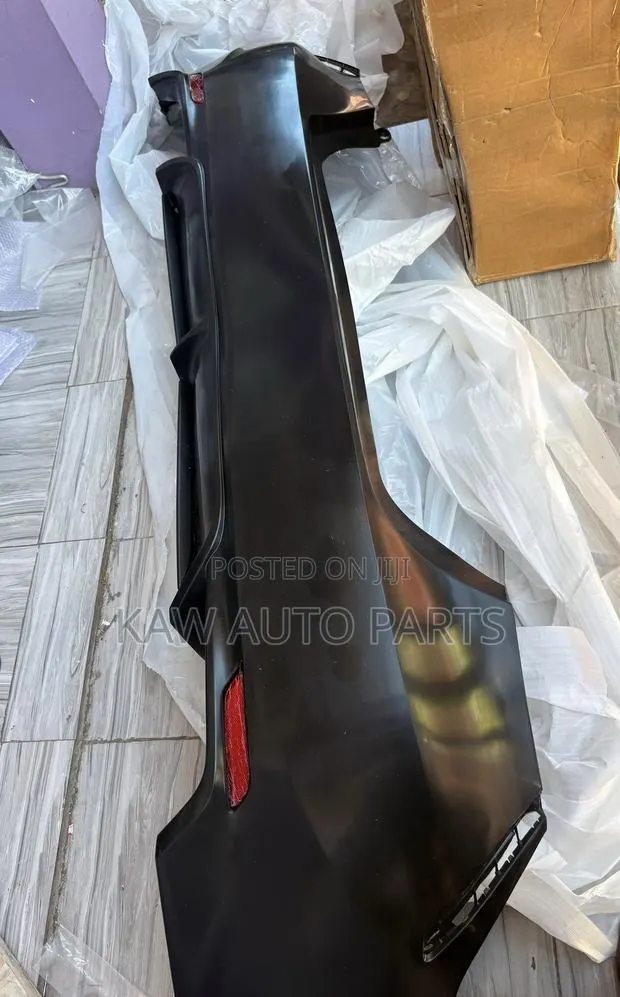 2018,2019,2020,2021,2022,2023 Back Bumper for Toyota Corolla · Photo 1