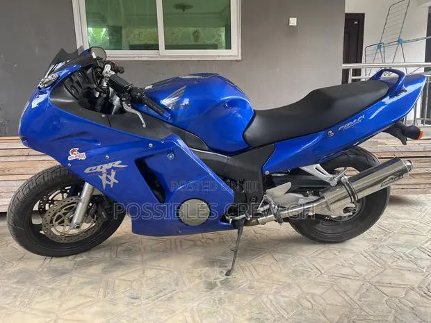 Honda CBR 2005 Blue · Photo 1