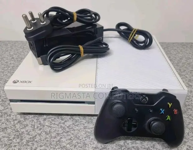 Xbox One S White · Photo 1