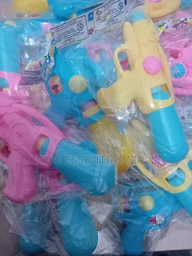 12 Pieces Water Gun for Birthday Partypacks · Photo 1