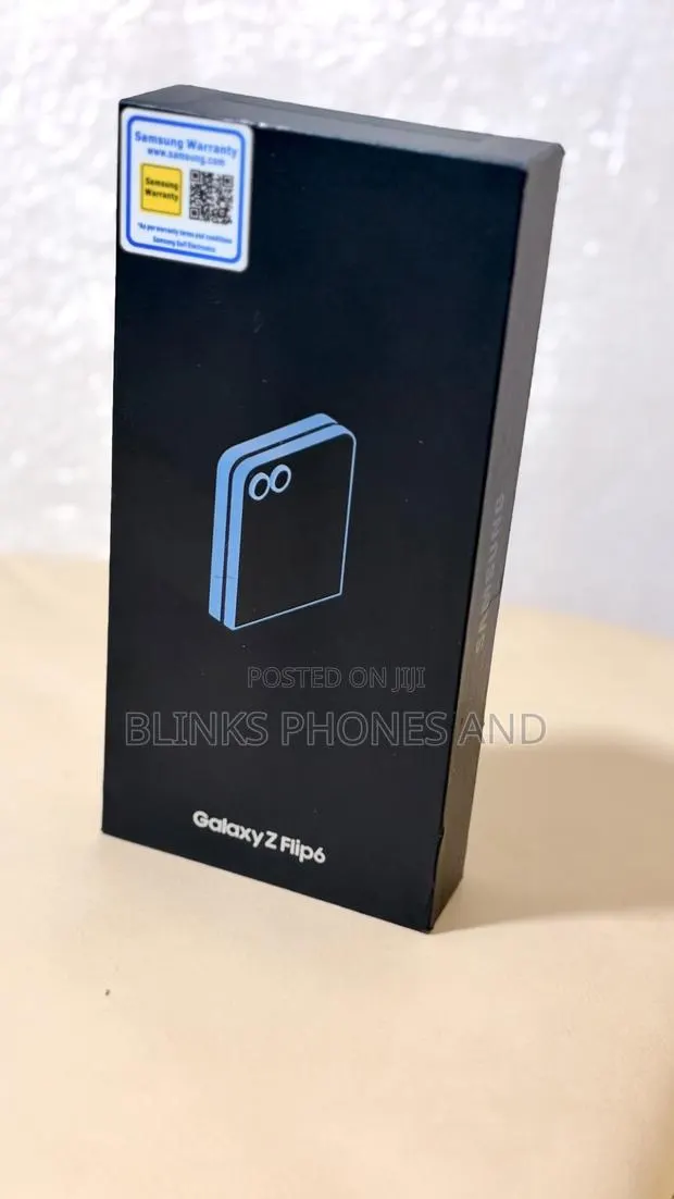 New Samsung Galaxy Z Flip6 256 GB Gray · Photo 1