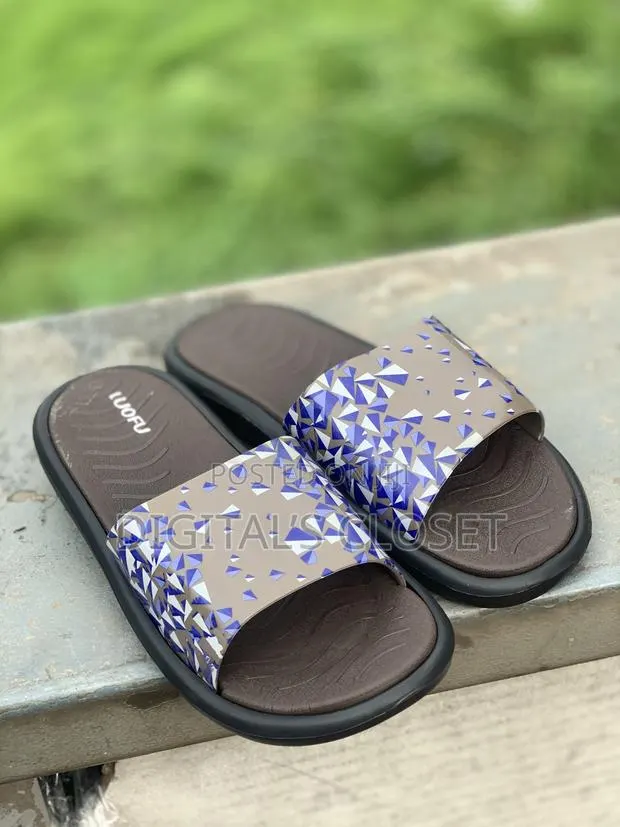 Luofu Slippers · Photo 1