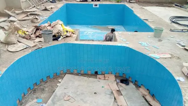 Swimming Pool Constructions · Photo 1