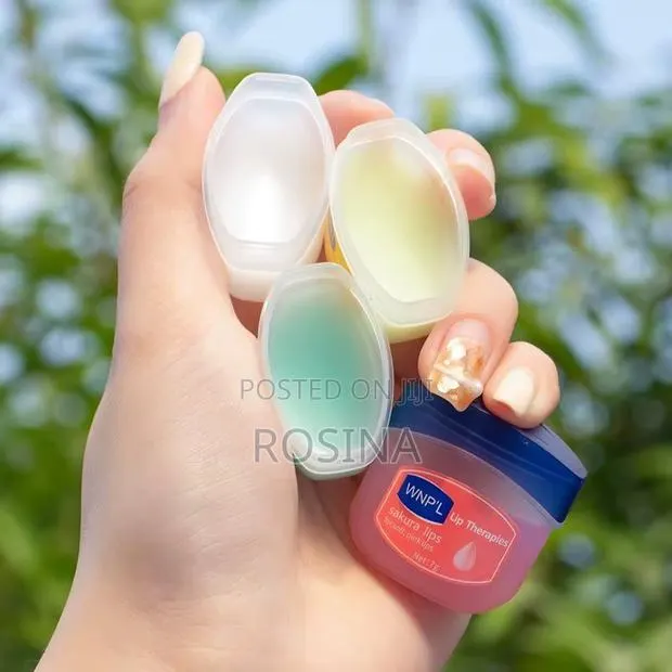 Lip Balm / Lip Care · Photo 1