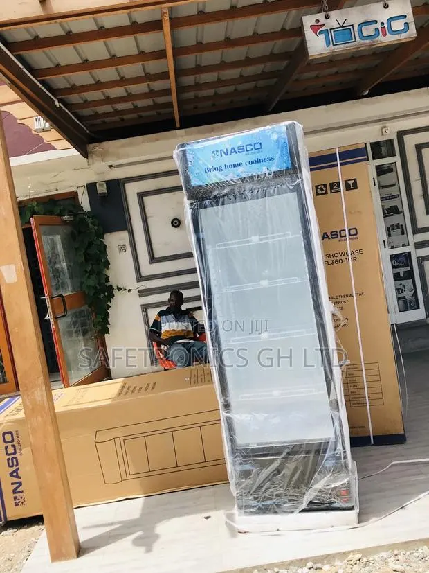 White Glass Display Nasco Nasfl360-1dr Nasco Fridge · Photo 1