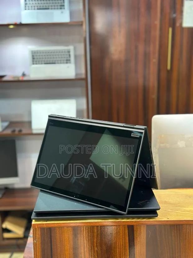 New Laptop Lenovo ThinkPad X1 Yoga 16GB Intel Core i7 SSD 512GB · Photo 1