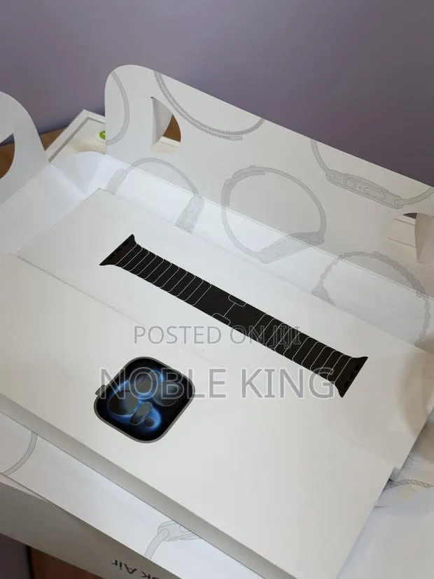 Apple Watch Series 11 46mm GPS With Slate Link Bracelet · Photo 1