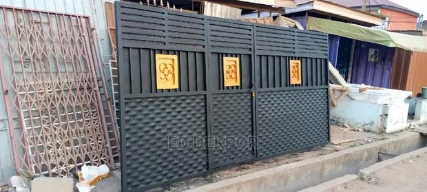 Beautiful Sliding Gate · Photo 1