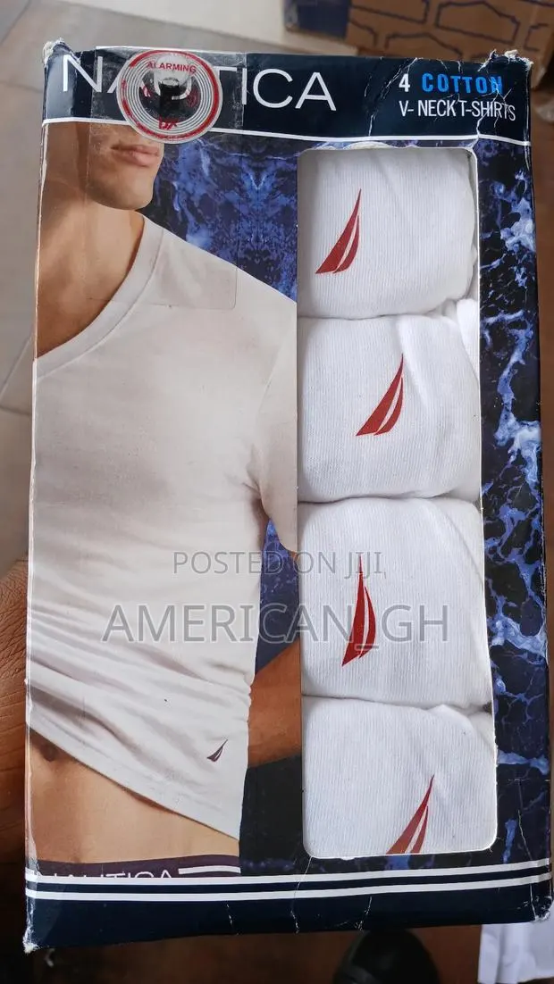 Nautica Cotton v Neck, 4 Pack(M,L/Xl) · Photo 1