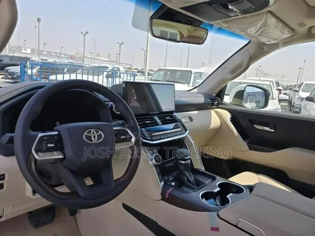Toyota Landcruiser 2020-2025 Steering Airbeg · Photo 1