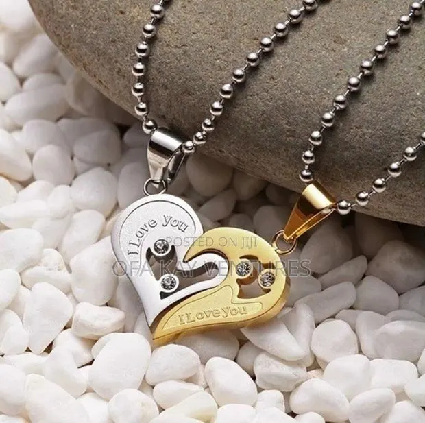 Love Heart Couple Necklace · Photo 2